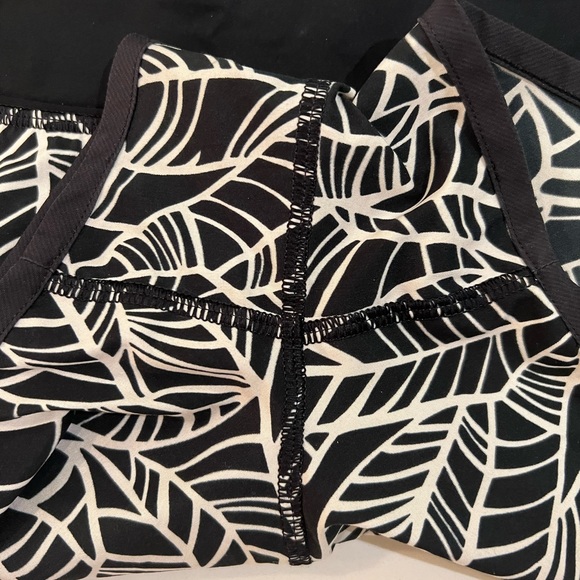 Lululemon Run Speed Short with 2-way Stretch - Picture 8 of 13